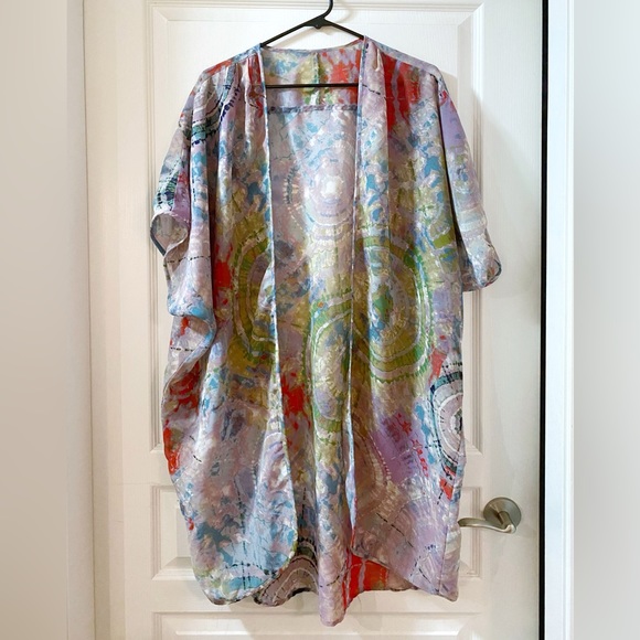Bohemian style tie-dye throw - Picture 1 of 7
